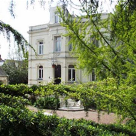 Domaine De L'Oie Rouge Bed & Breakfast Les Rosiers Dış mekan fotoğraf